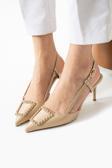 Güllü Shoes Parlak Bej Stiletto |Vegan Deri,7Cm Topuklu, Bilekten Bantlı,Tokalı Sivri Burun Şık Topuklu Ayakkabı