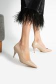 Güllü Shoes Şık Bej Vegan Deri Topuklu Ayakkabı | Günlük Kombin, Davet, Ofis, Sivri Burun, Genç Kadın