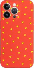 Butikcase İphone 13 Pro Minik Kalpler Sarı Tasarımlı Kırmızı Telefon Kılıfı
