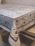 Başak Ev Tekstili Dora Pano Elyaf Tabanlı Pvc Muşamba - Desenli Silinebilir 120 X 140 Hazır Masa Örtüsü