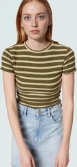 Çizgili Fitted Crop Kısa Kollu Örme Bluz Rahat Günlük Stil Zarifane Tasarım Premium Kalite