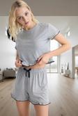 Rahat Yazlık Pijama Takımı Viskoz Süprem Örme Kumaş Fırfır Detay Modern Stil