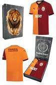 Galatasaray Orijinal 2024/25 Sarı Kırmızı 5 Yıldızlı Taraftar Forma Aslan Baskılı Ahşap Kutu
