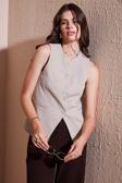 Lela Regular Fit Bisiklet Yaka Kolsuz Düğmeli Basic Bluz Bayan Yelek 65200004 TAŞ