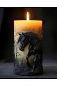 Yaratıcı Sanatlar Atölyesi 3D Kabartmalı At Dekorlu Silindir Mum Kokulu Dekoratif Doğal Soya Mum