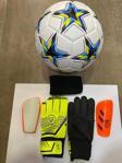 Unes 5 No Yıldız Desenli Futbol Topu Kaleci Eldiveni Ve Tekmelik Seti Pompa Hediyeli