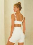 Paria Çapraz Detay Kısa Beyaz Şort