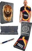 Galatasaray Orijinal Lisanslı Arma T-shirt + Kalem Set Hediyelik Ahşap Kutulu