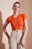 Lela Fitilli Bel Detaylı Kısa Kollu Dar Kesim Crop Bayan Bluz 5864211 ORANJ