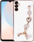 Galaxy A34 Kılıf Kalpli Çiçekli Bileklik Zincirli Kamera Korumalı Kenarları Gold Renk, Silikon