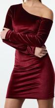 Moda Stil Fitted Asimetrik Yaka Mini Boy Vücuda Oturan Kadife Örme Kısa Elbise