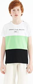Siyah Renk Bloklu O Yaka Baskı Detaylı Standart Kalıp Erkek Çocuk T-Shirt - 11135