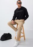 Siyah Yazı Nakışlı O Yaka Rahat Form İçi Polarlı Erkek Sweatshirt - 88020