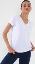 Beyaz Basic Kısa Kol Standart Kalıp V Yaka Kadın T-Shirt - 97145