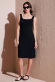 Lela Streç Slim Fit Kare Yaka Kalın Askılı Midi Boy Bayan Elbise 5866102 SİYAH