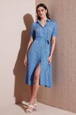 Lela Desenli Regular Fit Yırtmaçlı Midi Boy Kemerli Gömlek Bayan Elbise 6782106 MAVİ