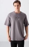 Koyu Gri Pamuklu Kalın Yumuşak Dokulu Oversize Fit Baskılı Erkek T-Shirt - 88325