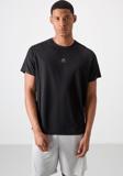 Siyah Polyester Nefes Alan Dokulu İnce Esnek Standart Fit Erkek Performans T-Shirt - 88390