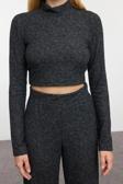 Tarz Kadın Yüksek Bel Dik Yaka Dik Yaka Yumoş Crop ve Wide Leg Örme Alt-Üst Takım