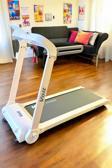Novafit Koşu Bandı Bluetooth Uygulamalı Hoparlörlü Led Ekran Katlanabilir 46cm Geniş Bant Beyaz