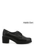 Kadın Siyah Bağcıklı Orta Kalın Topuklu Hakiki Deri Oxford Ayakkabı