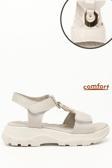 Kadın Bej Cırt Bantlı Toka Detaylı Comfort Sandalet