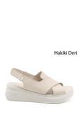 Kadın Bej Cırt Bantlı Dolgu Topuklu Hakiki Deri Comfort Sandalet
