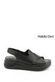 Kadın Siyah Cırt Bantlı Dolgu Topuklu Hakiki Deri Comfort Sandalet