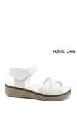 Kadın Beyaz Cırt Bantlı Dolgu Topuklu Hakiki Deri Comfort Sandalet
