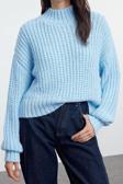 Stil Modern Kadın Crop Standart Kol Dik Yaka Yumuşak Dokulu Basic Kalın Örgü Detaylı Triko Kazak