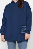 Büyük Beden Relaxed Kapüşonlu Düşük Kol Regular Slogan Detaylı İçi Polar Kalın Örme Sweatshirt