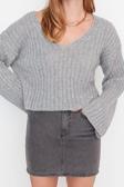 Stil Modern Kadın Crop Standart Kol V Yaka Yünlü Geniş Kalıp Basic Triko Kazak