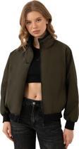 Spor Kadın Dik Yaka Su ve Rüzgar Geçirmez Oversize Crop Mevsimlik Yağmurluk Rüzgarlık