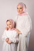 Giverny Pembe Dijital Baskılı Anne Kız Kombin Tesettür Eşarp Pamuk Polyester Kalp Desenli 6004_04