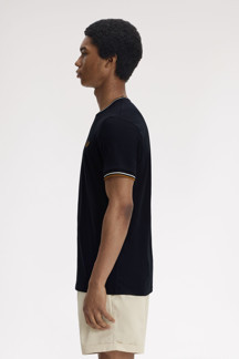 Fred Perry M1588V-P69 Twin Tipped Erkek Tişört - Image 1