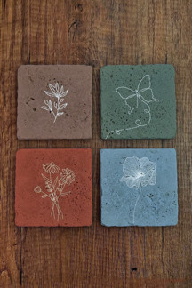 Begoloni Stone Decor Doğal Taş Bardak Altlığı 4'lü Set - Renkli Çiçek Desenleri - Stone Coasters - Image 1