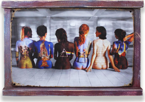 T-Bek Rustik Ahşap Çerçeveli Vintage Metal Pano Girls 20x30 - Image 1