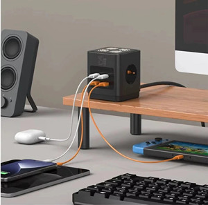 Akım Korumalı 3’lü Priz Gece Lambalı 25W 2xUSB 2xType-C Çıkış Yüksek Gerilim Koruma Priz Çoğaltıcı - Image 1