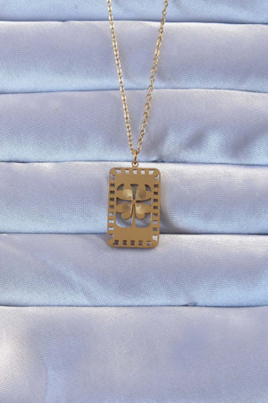 Gold Renk İşlemeli Yonca Model Vintage Kolye - EBJ240928W28315 - Image 1