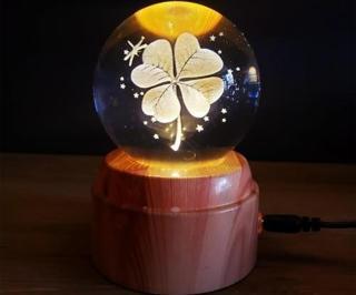 Dekoratif Usb li Yonca Tasarımlı Dönen Cam Küre