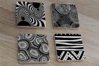 Siyah Beyaz Geometrik Desenler Doğal Taş Bardak Altlığı 4'lü set - Natural Stone Coasters