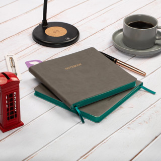 Dival 16,5x16,5 cm Füme Yumuşak Deri Kapak Noktalı Tarihsiz Dikişli Not Okul Defteri