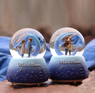 Sevimli Çift Pilli Işıklı Kar Küresi