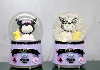 Kuromi İçi Dönmeli Püskürtmeli Işıklı Müzikli Kar Küresi Büyük Boy Model 2