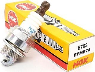 NGK - BPMR7A Ağaç Kesim Testere Bujisi