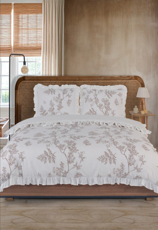 %100 Pamuk Fırfırlı Çift Kişilik Nevresim Takımı