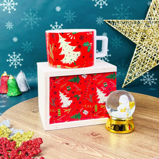 Gift Moda Kırmızı Yeni Yıl Yılbaşı Tasarımlı Kutulu Kupa Altınaldızlı Melek Mini Kar Küresi Set