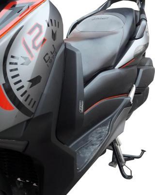 GP Kompozit Yamaha XMAX 250-400 2018-2022 Uyumlu Bacak Koruma Fiber