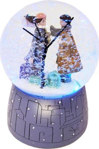 Evimdeyokyok Boy Kış Masalı Temalı Pilli Kar Küresi