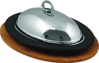 Lava Döküm Oval Döner, Kebap Tabağı Kayın Servis Ahşabı ve Bakır Dövme Formlu Kapak Ölçü 32x23cm.